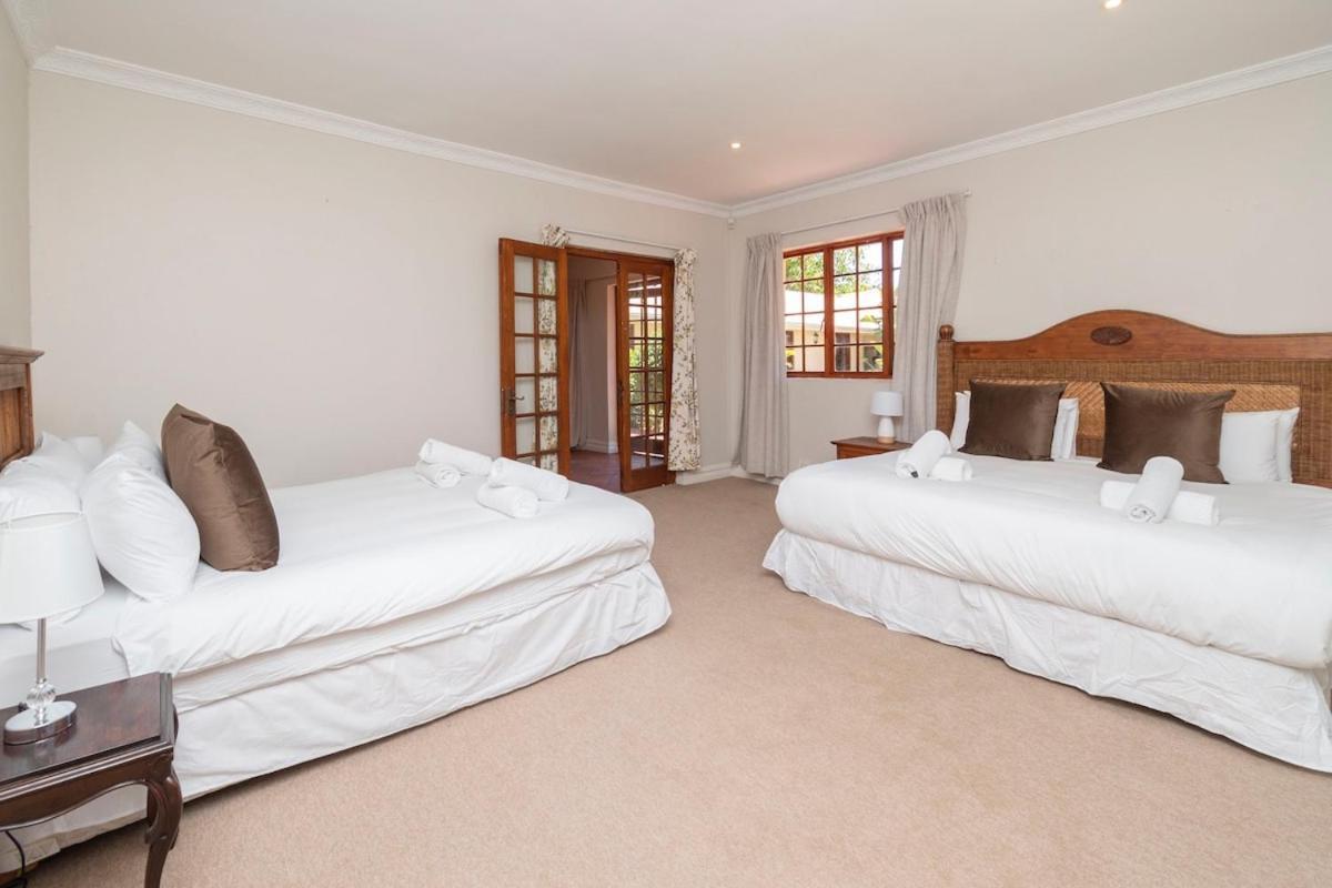 Holiday home Spacious Family In Constantia With Pool Cape Town