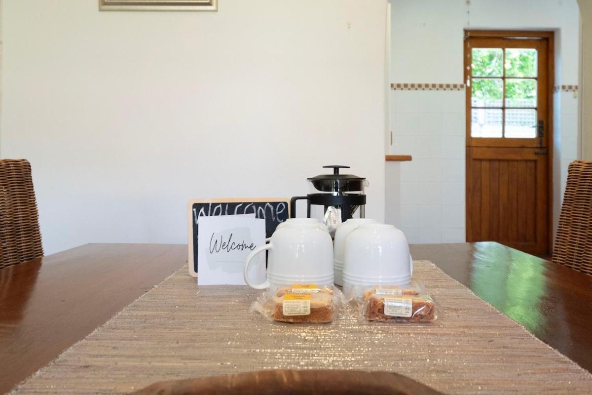 Holiday home Spacious Family In Constantia With Pool